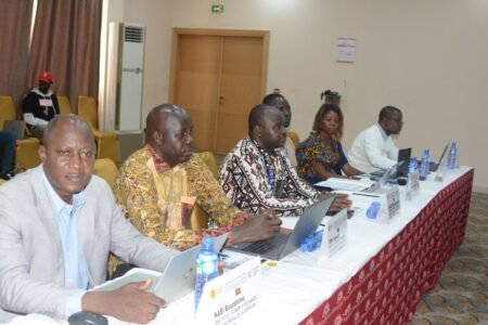 Suivi-évaluation des programmes et projets de développement : 25 cadres se forment