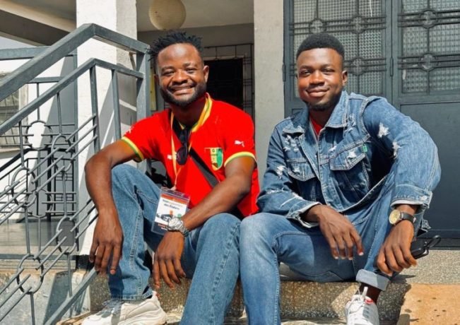 Momo l'Intellectuel et son ami Ila