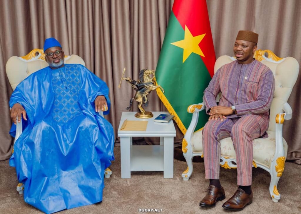 Fédération des associations islamiques du Burkina: le nouveau présidium à l’Assemblée législative de Transition