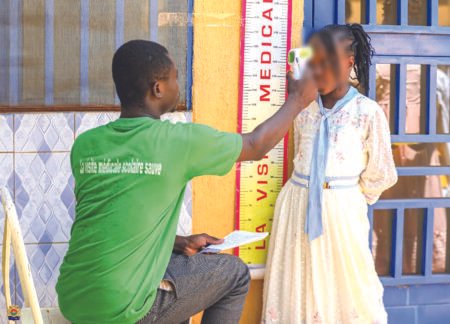 Journée de cohésion et de solidarité: la Gendarmerie nationale apporte son soutien aux familles de ses héros tombés sur le champ d’honneur