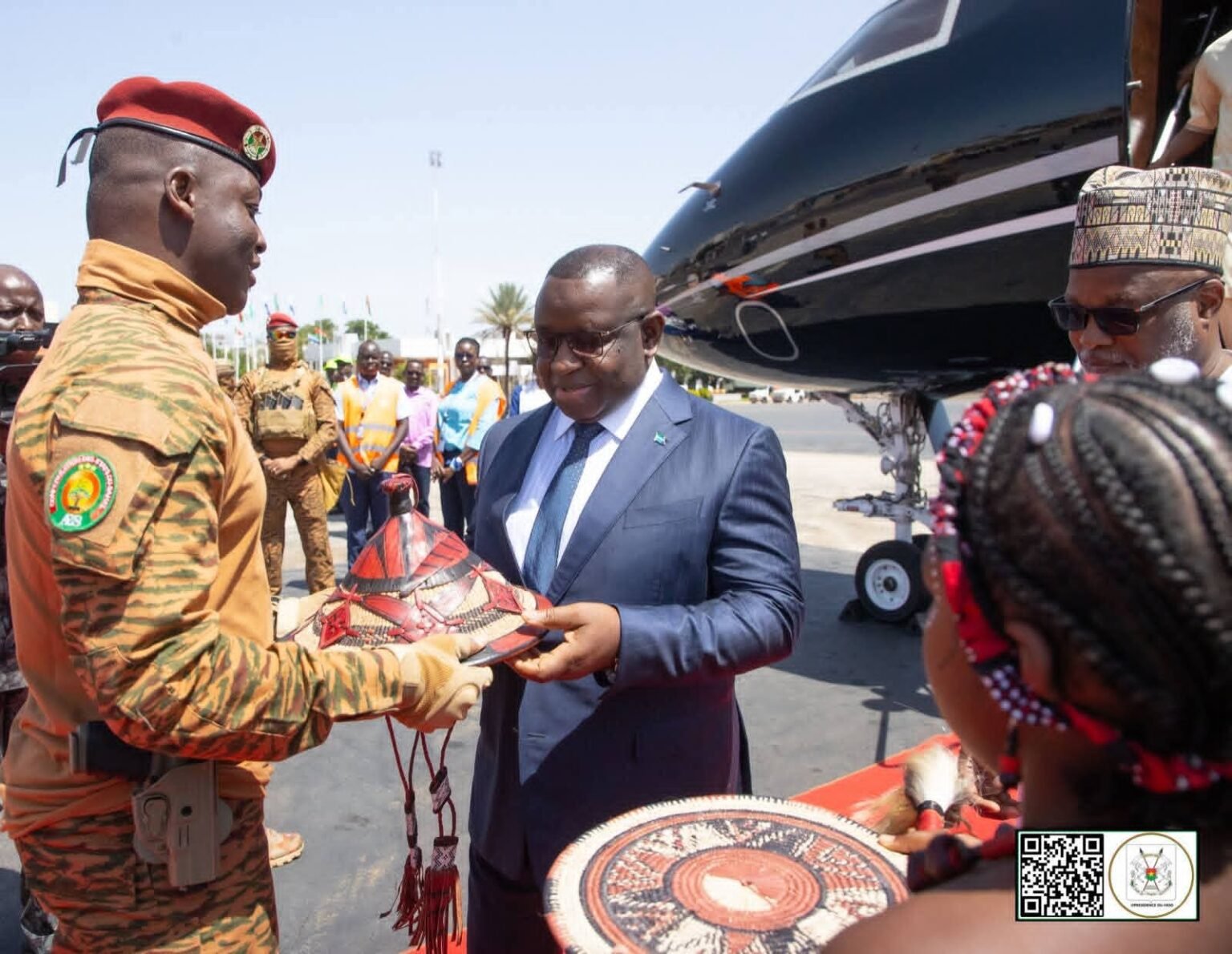 Visite officielle au palais de Koulouba : le Président de la République de la Sierra Leone en visite de travail au Burkina Faso