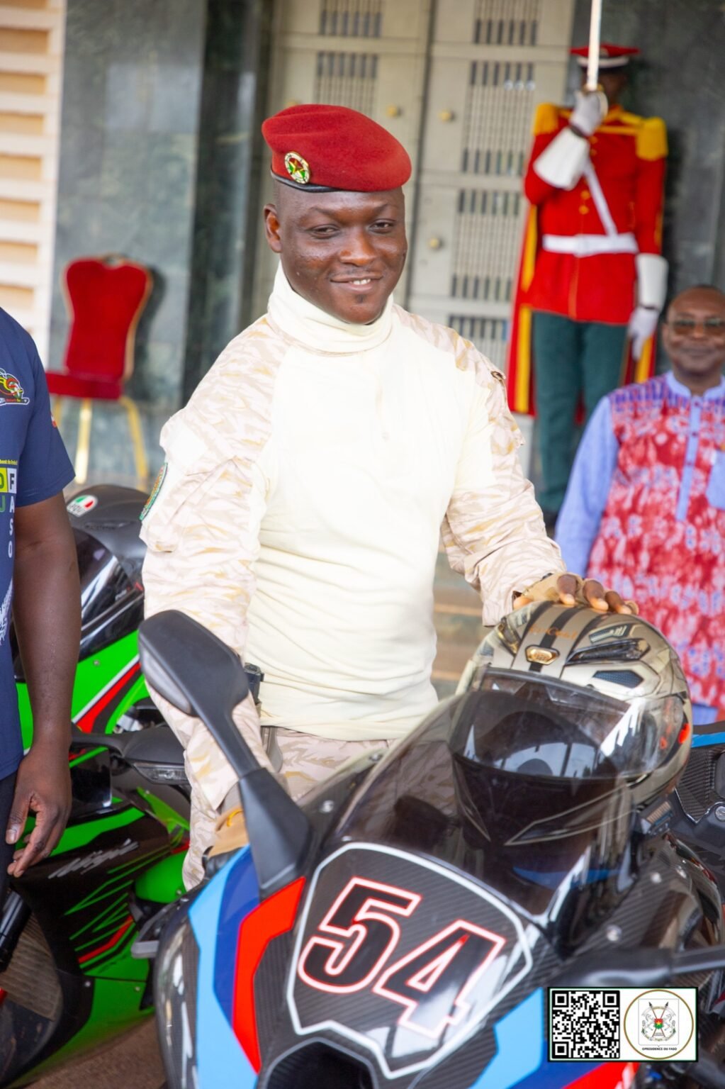 Burkina: Des Motards africains réaffirment leur soutien au Capitaine Ibrahim TRAORÉ