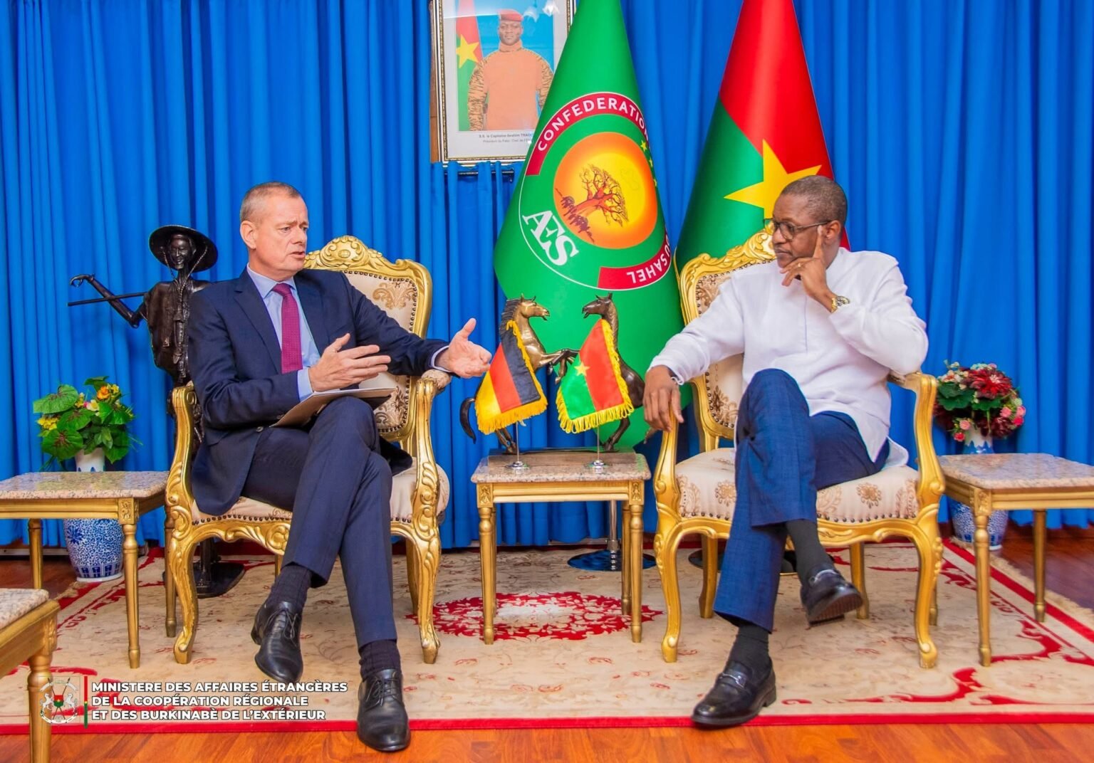 Renforcement des relations bilatérales : échanges francs entre le ministre burkinabè des Affaires étrangères et l’ambassadeur d’Allemagne