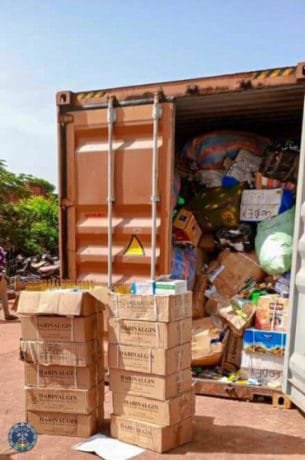 La circulation des produits prohibés entre le Burkina Faso et ses pays voisins du Togo et du Ghana : étude de cas dans les communes de Bittou et Pô