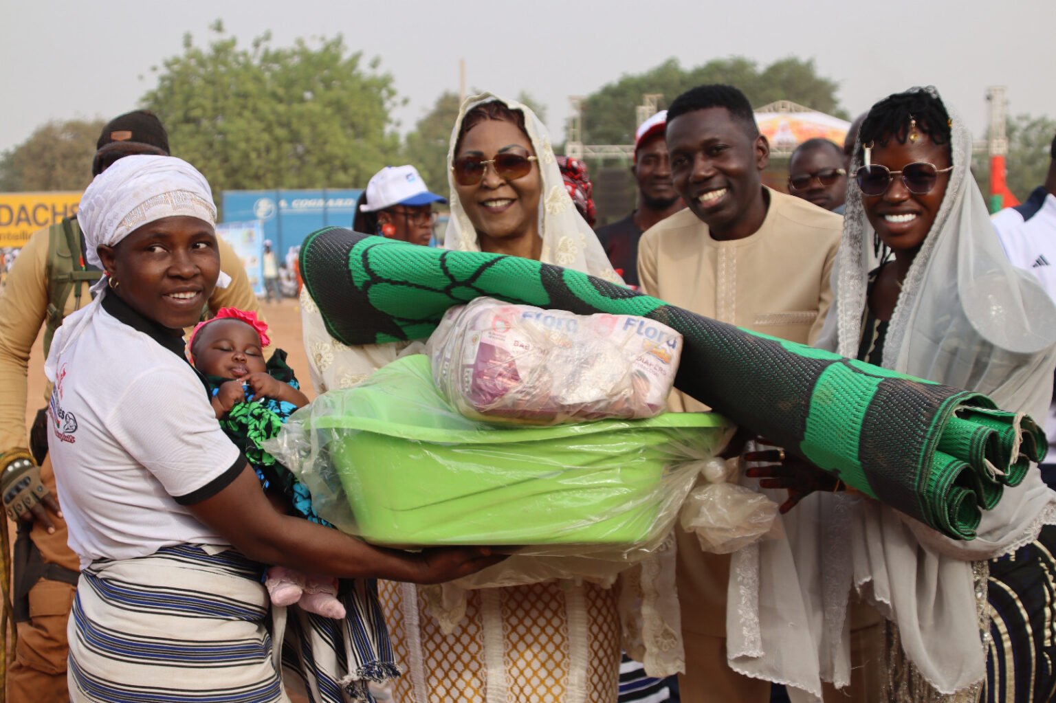 Journée de reconnaissance à Rakisse : Adja de Komsilga rend grâce à Allah pour les 804 naissances reçues en 2025