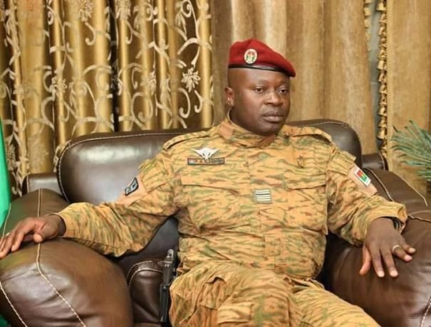 Extradition de Paul-Henri Sandaogo Damiba : Le Togo remet l’ex-dirigeant aux autorités burkinabè