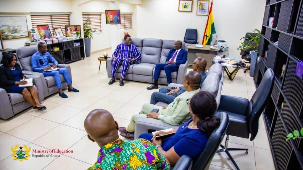 Le Ghana et le Burkina Faso renforceront les liens éducatifs avec les échanges d’enseignants et les programmes d’accès à l’enseignement supérieur