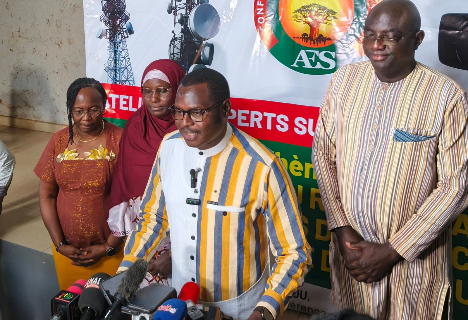 Gilbert Ouédraogo, ministre de la communication et porte-parole du gouvernement