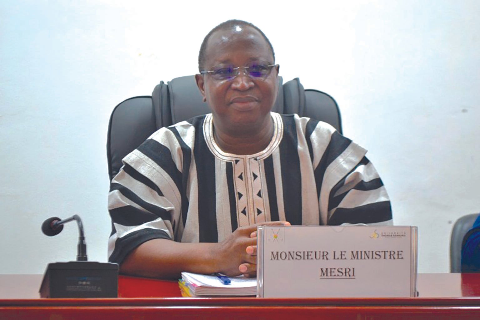 Université Thomas-Sankara: le ministre Adjima Thiombiano échange avec le personnel et les étudiants