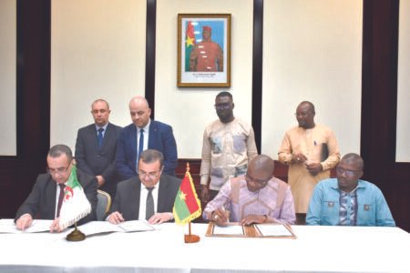 Coopération dans les secteurs de l’énergie et des mines: l’Algérie et le Burkina signent un PV de discussion des experts