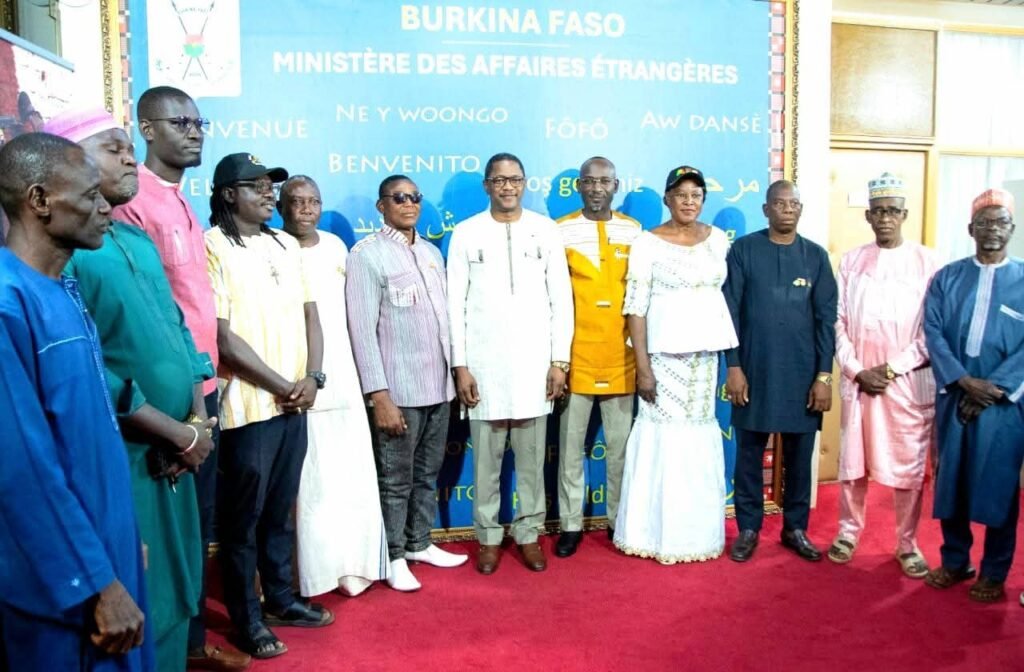 Forum confédéral de la veille citoyenne : les organisateurs témoignent leur reconnaissance au ministre des Affaires étrangères